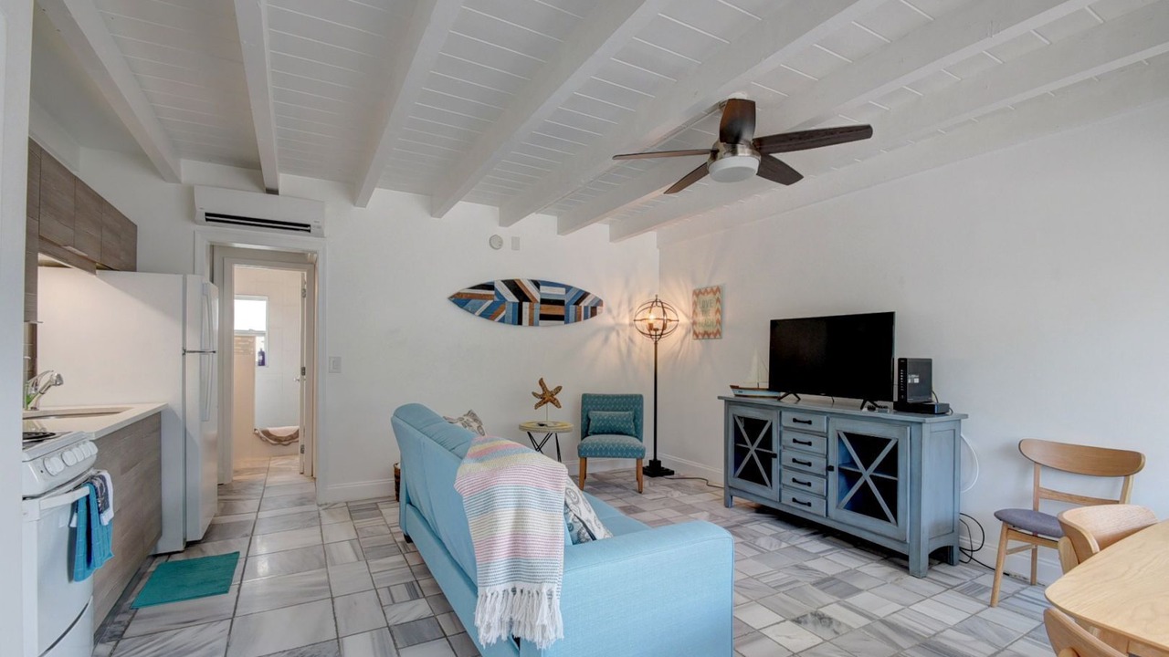 Photo of Livingroom in Ocean Ridge