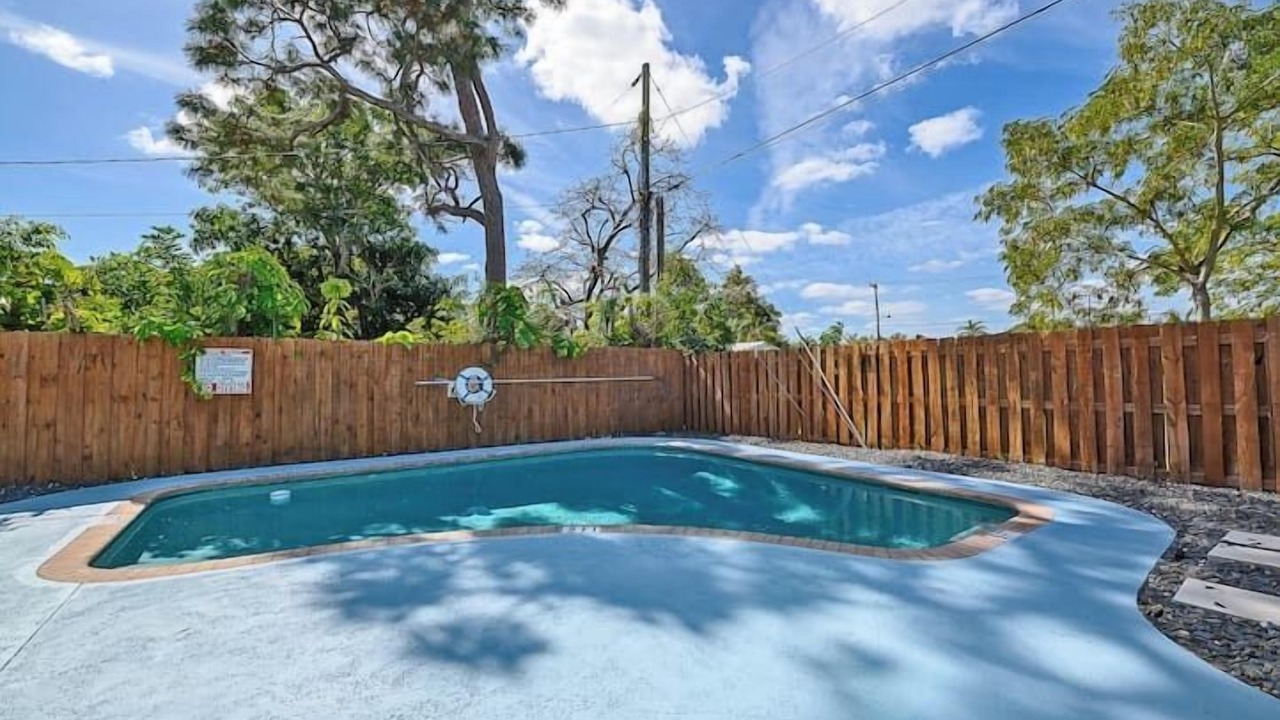 Photo of Outdoor in Poinsettia Heights