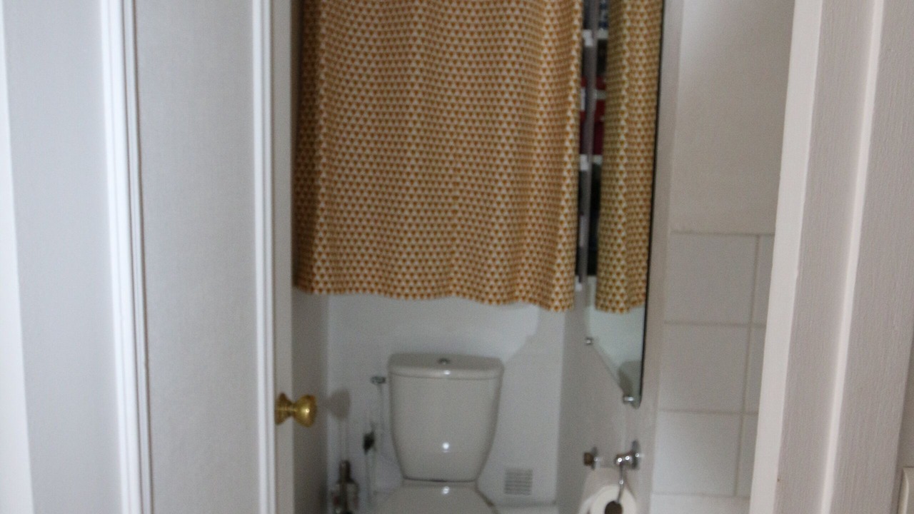 Photo of Bathroom in Republique–Point-du-Jour