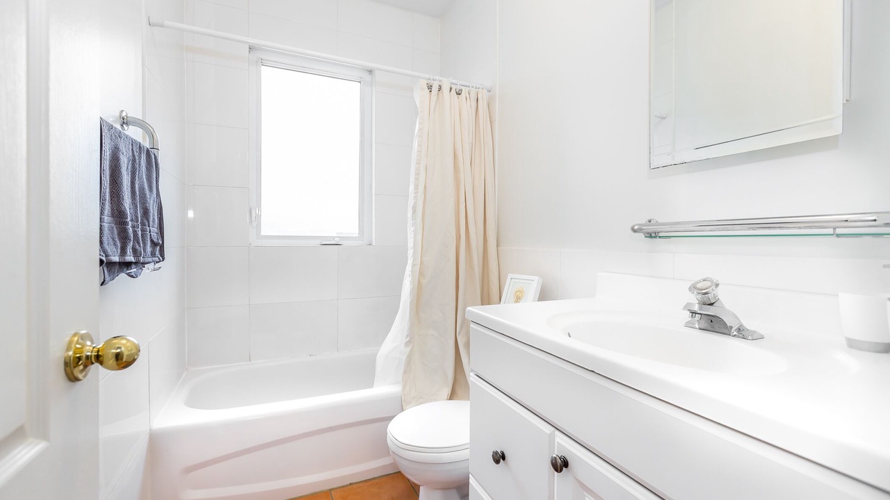 Photo of Bathroom in Niagara
