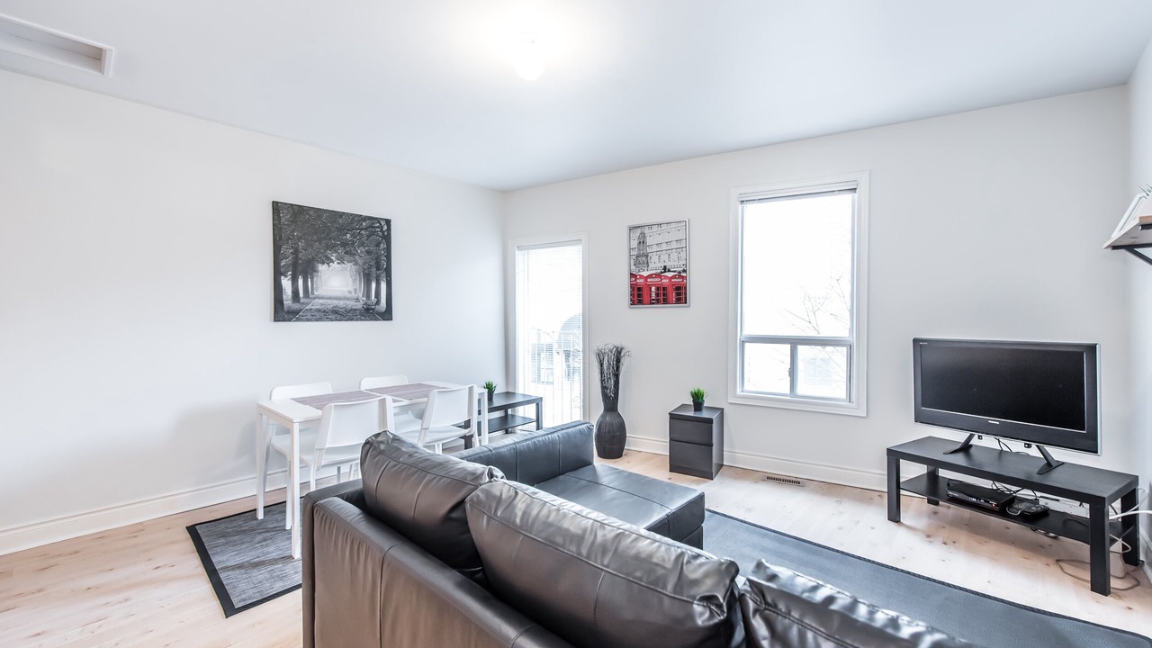 Photo of Livingroom in Niagara
