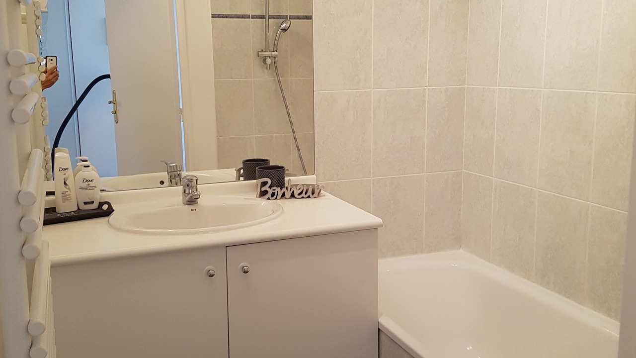 Photo of Bathroom in Montevrain