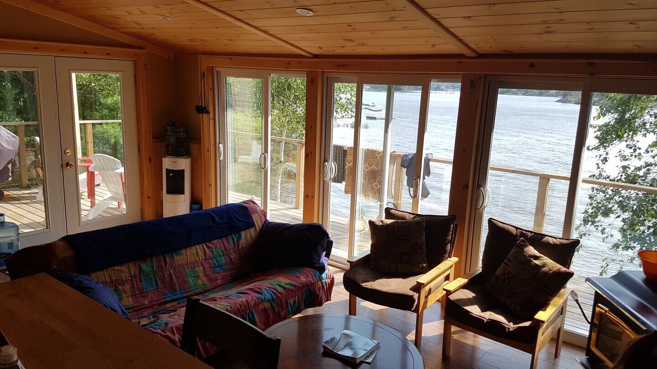 Photo of Livingroom in Pointe au Baril