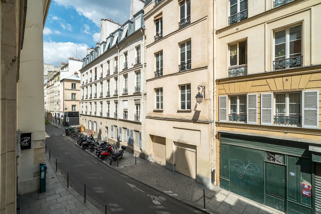 Photo of Buildings in Arsenal