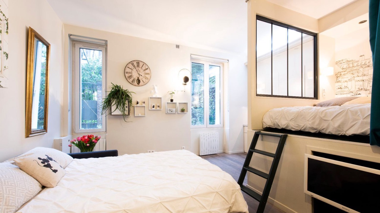 Photo of Bedroom in Val-de-Grace