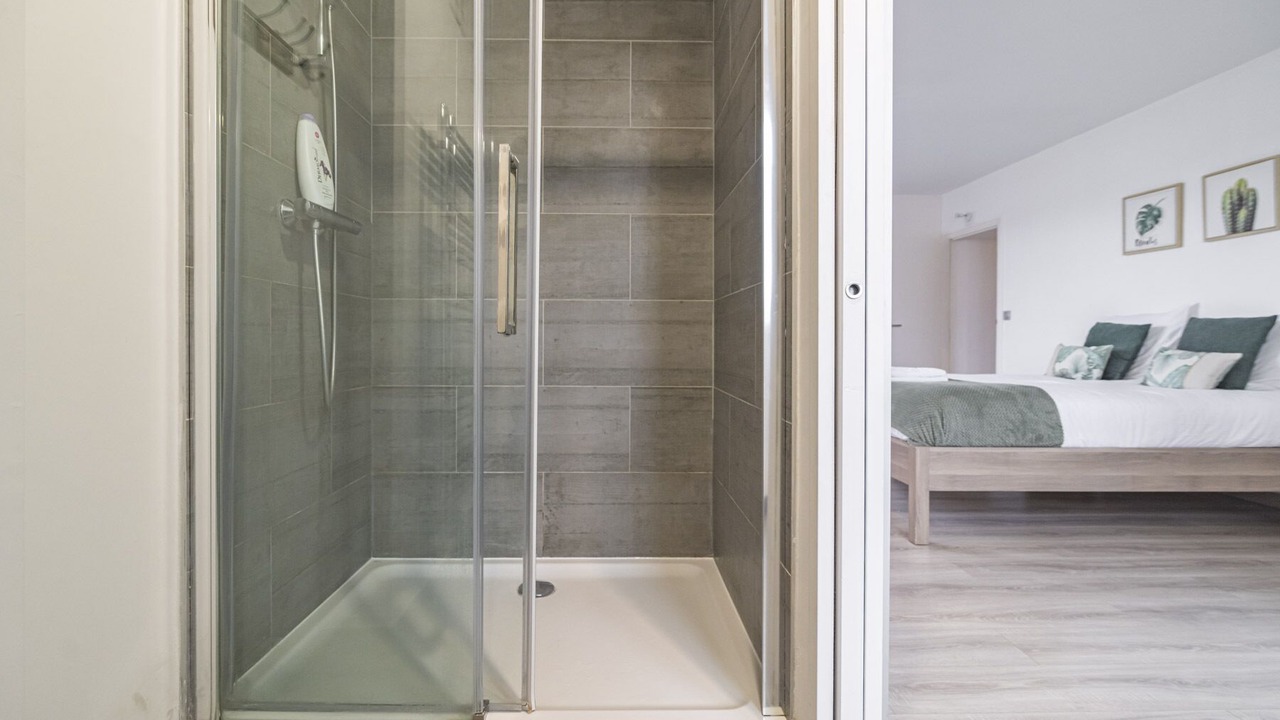 Photo of Bathroom in Quincy-Voisins