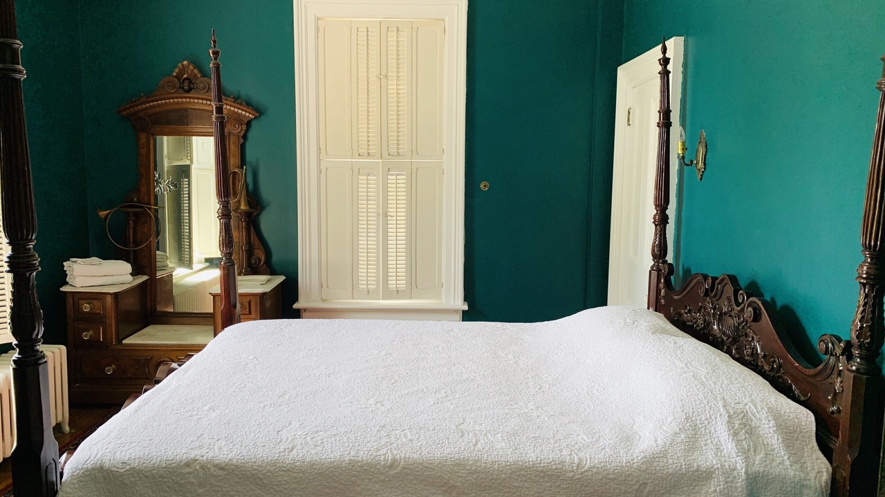 Photo of Bedroom in Kincardine