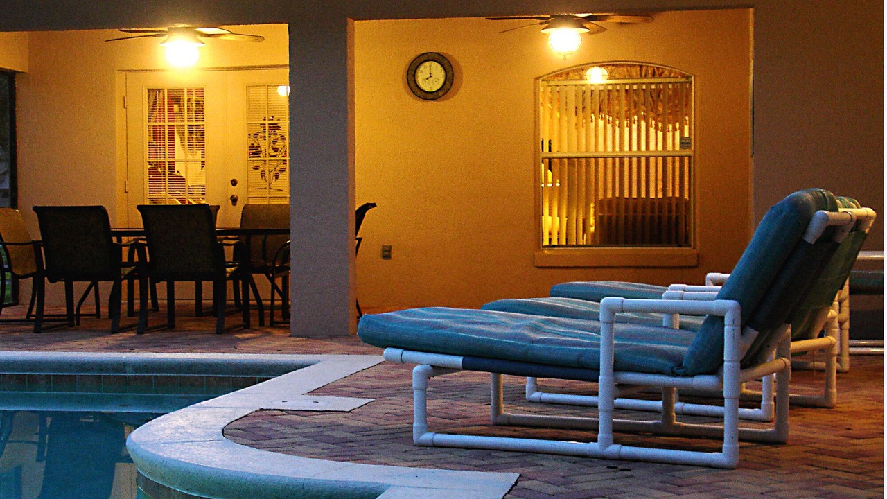 Photo of Outdoor in Orange Tree