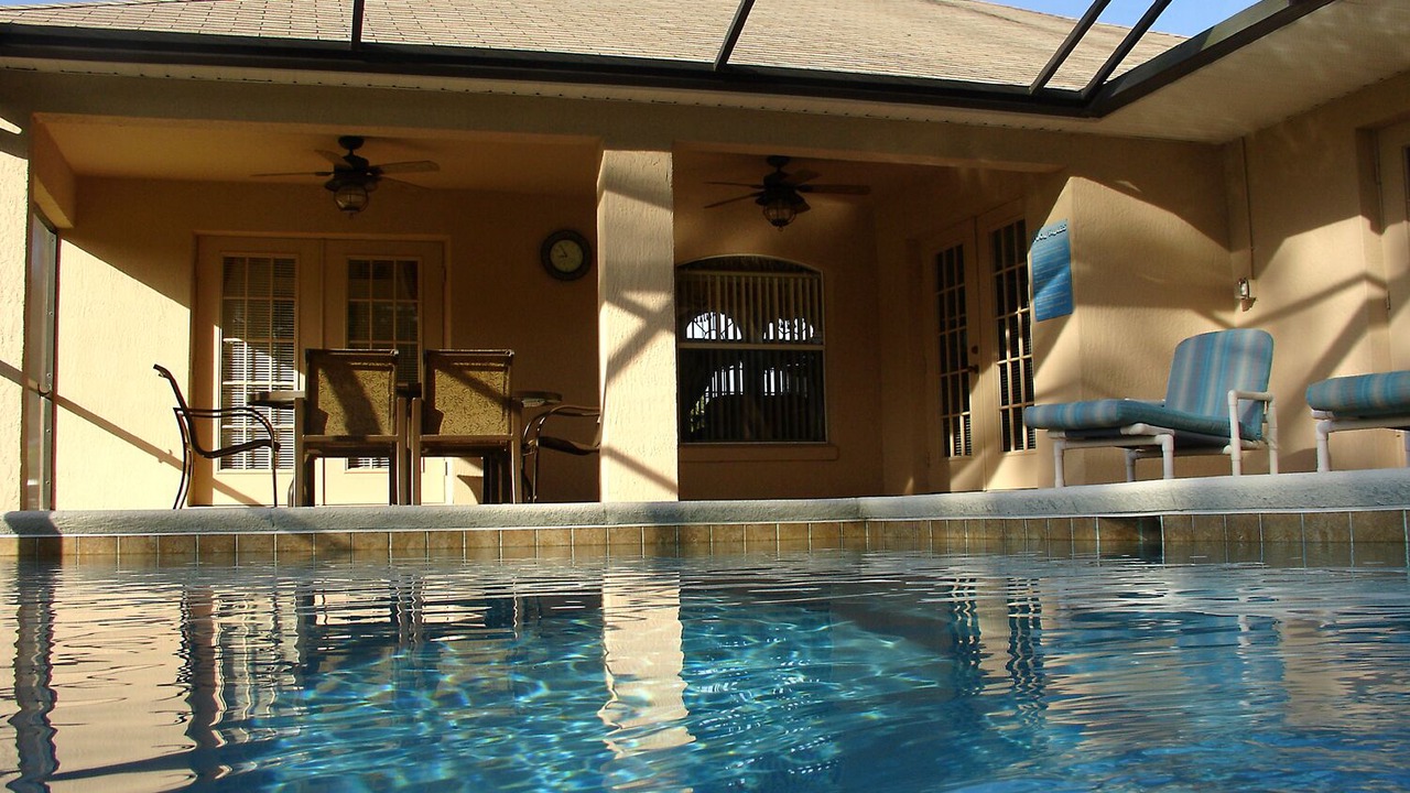 Photo of Outdoor in Orange Tree