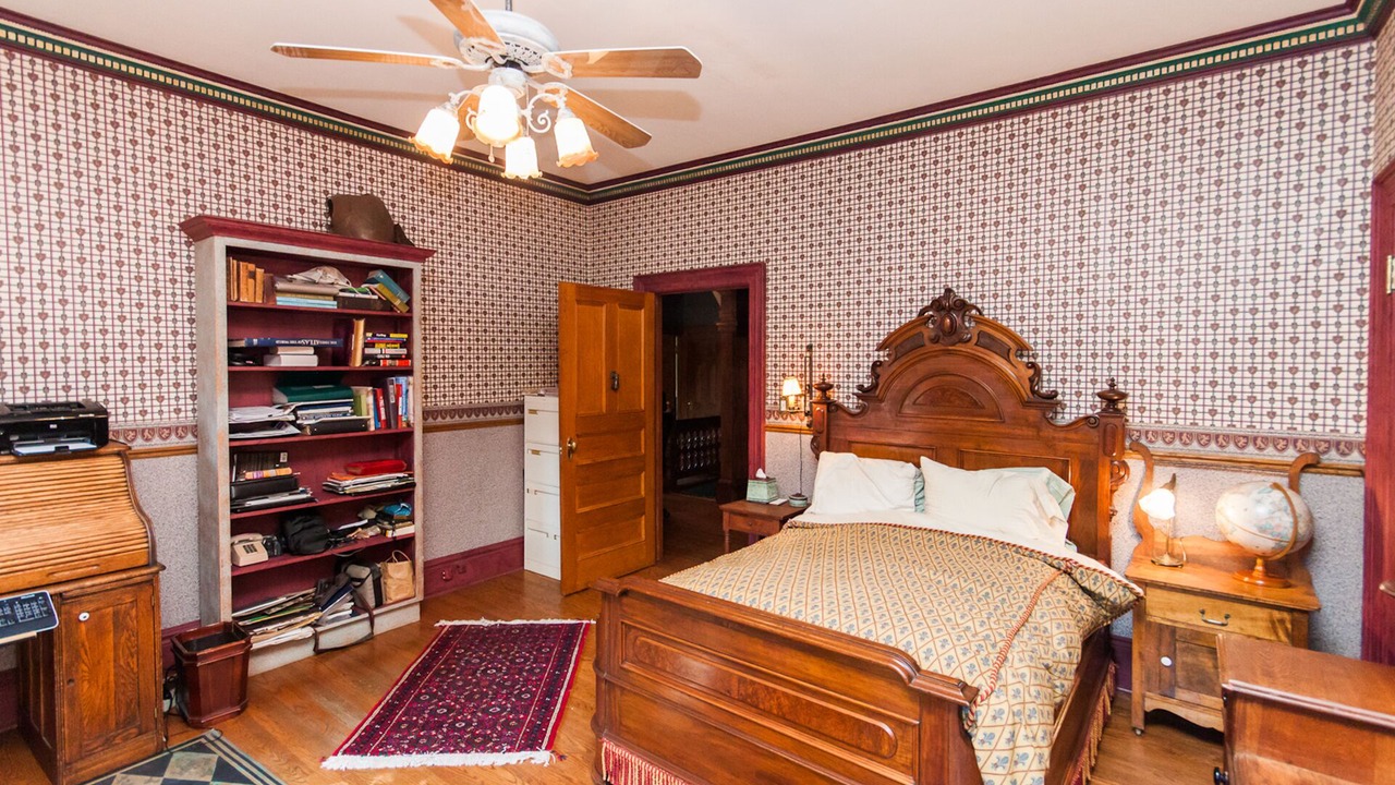 Photo of Bedroom in Lytton Park