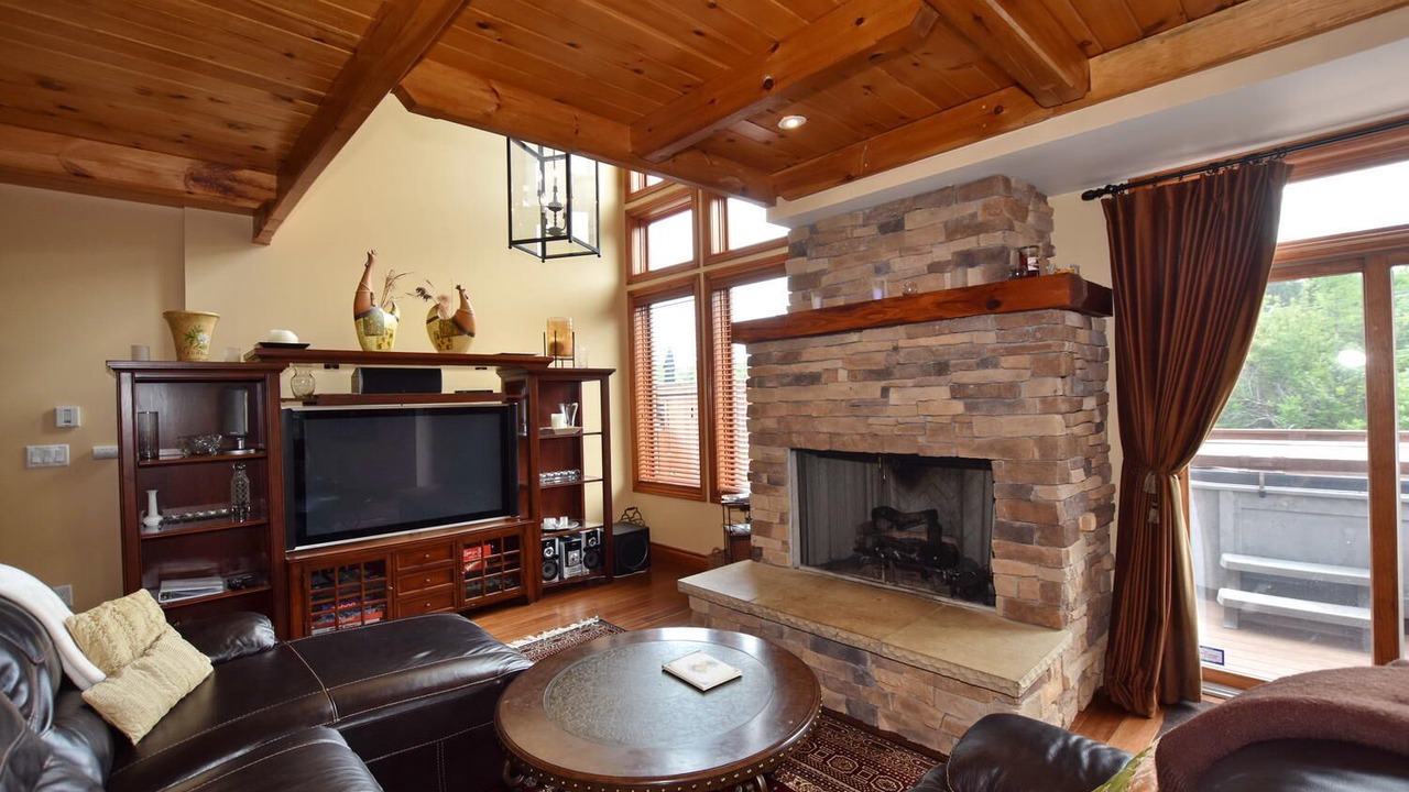 Photo of Livingroom in Craigleith