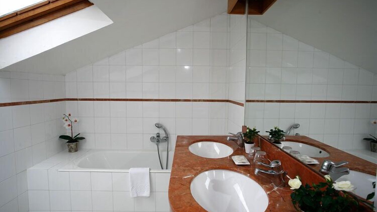 Photo of Bathroom in Prince–Marmottan