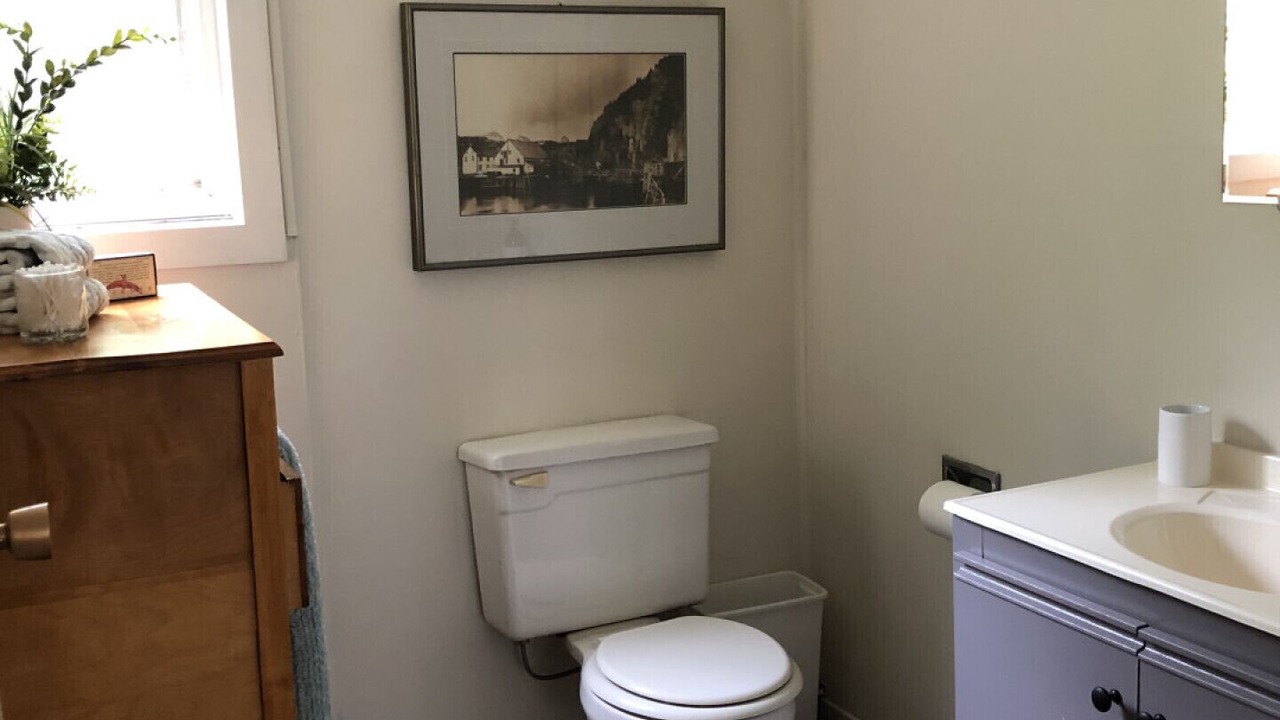Photo of Bathroom in Gravenhurst