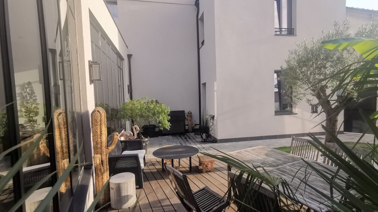 Photo of Outdoor in La Garenne-Colombes