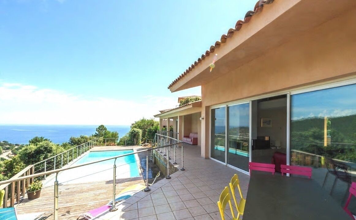 Photo of Patio Balcony in Tarcu