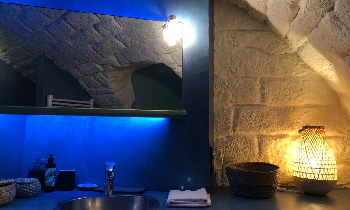 Photo of Bathroom in Quartier de la Salpetriere
