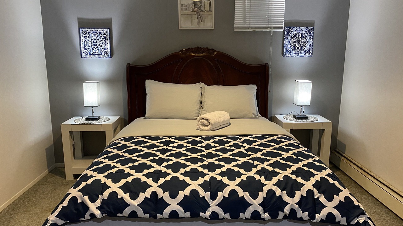 Photo of Bedroom in Floral Park