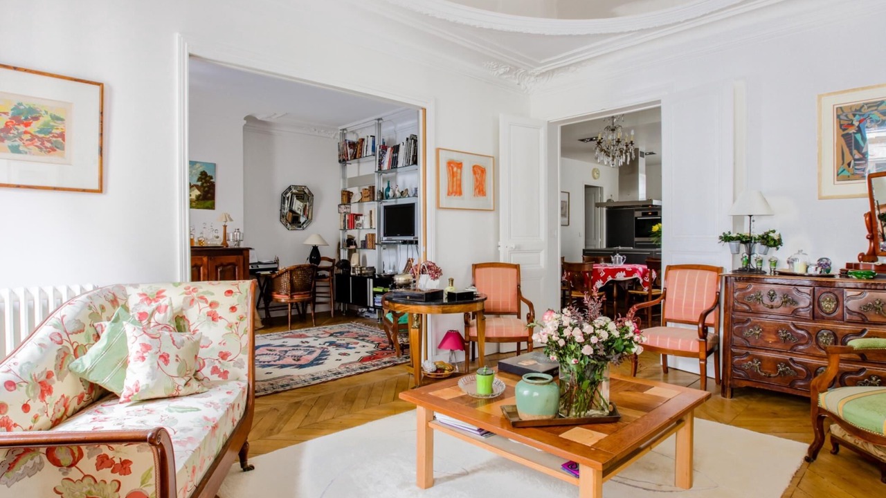Photo of Livingroom in 15th Arrondissement