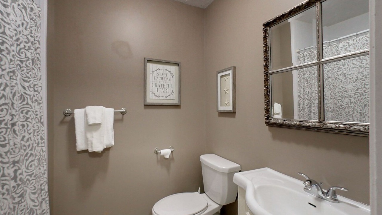 Photo of Bedroom in Wasaga Beach