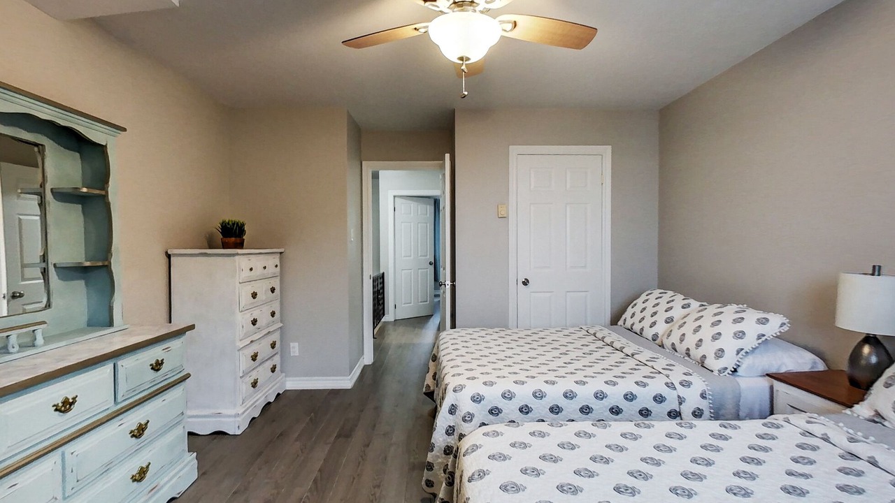 Photo of Bedroom in Wasaga Beach