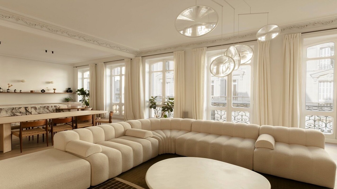 Photo of Bedroom in 9th Arrondissement