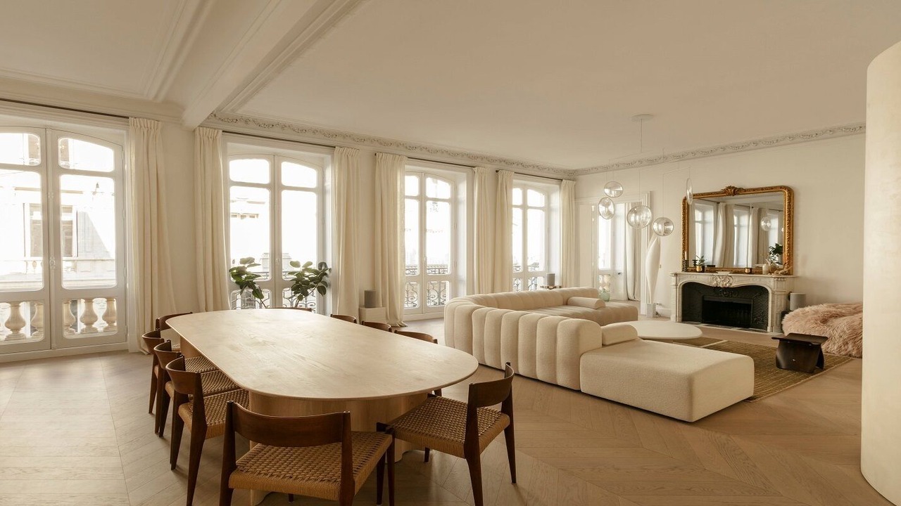 Photo of Bedroom in 9th Arrondissement