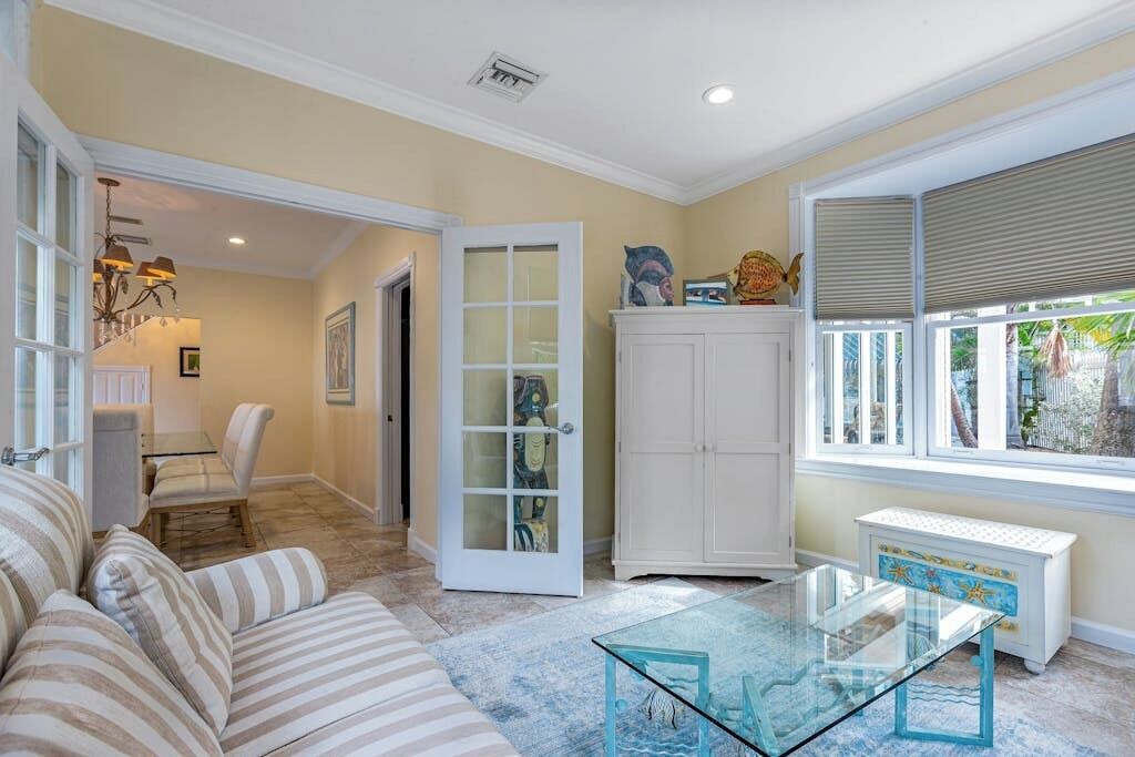Photo of Livingroom in Bahama Village