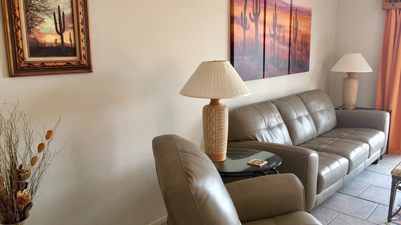 Photo of Livingroom in Desert Hills IV