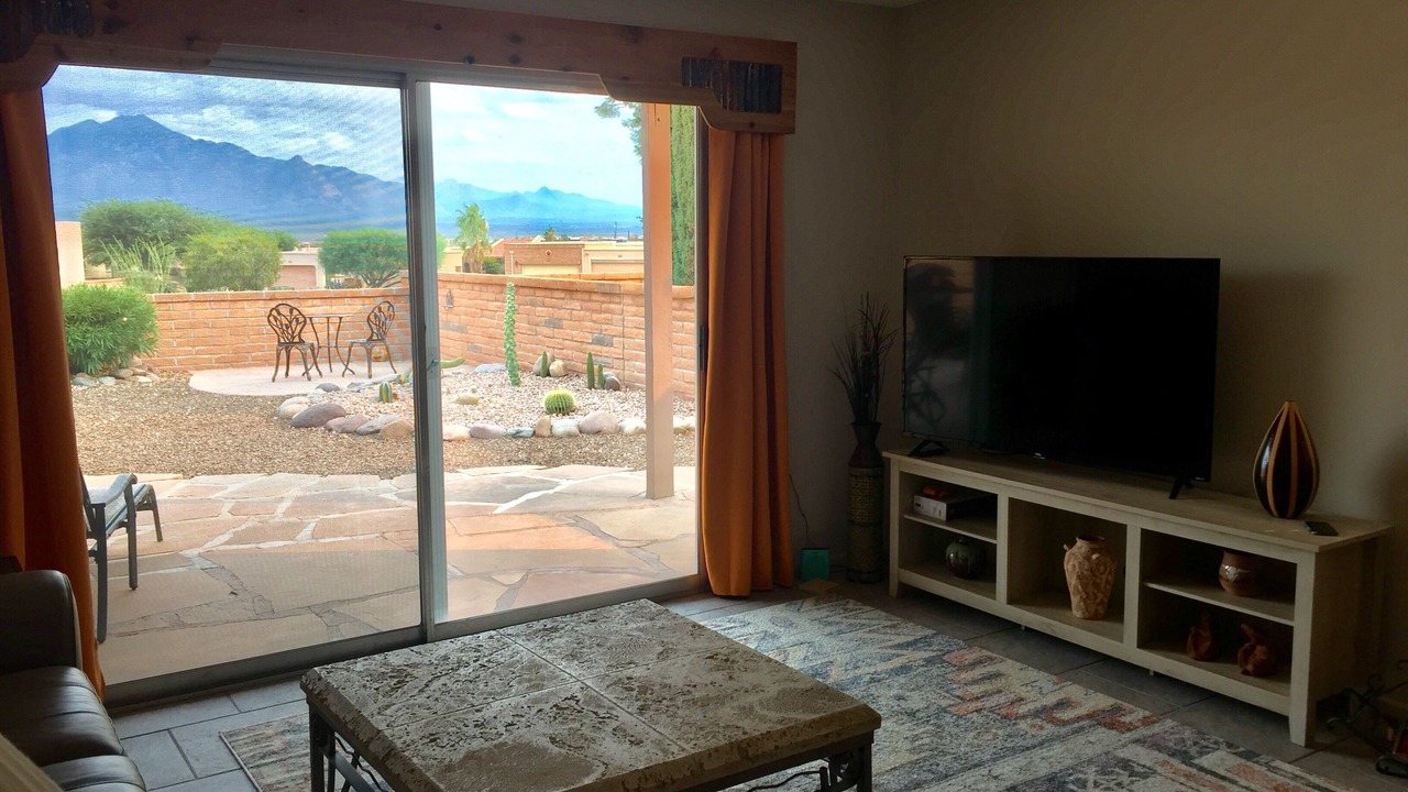 Photo of Livingroom in Desert Hills IV