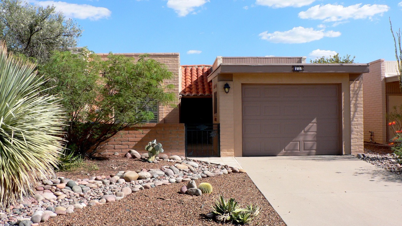 Photo of Outdoor in Desert Hills IV
