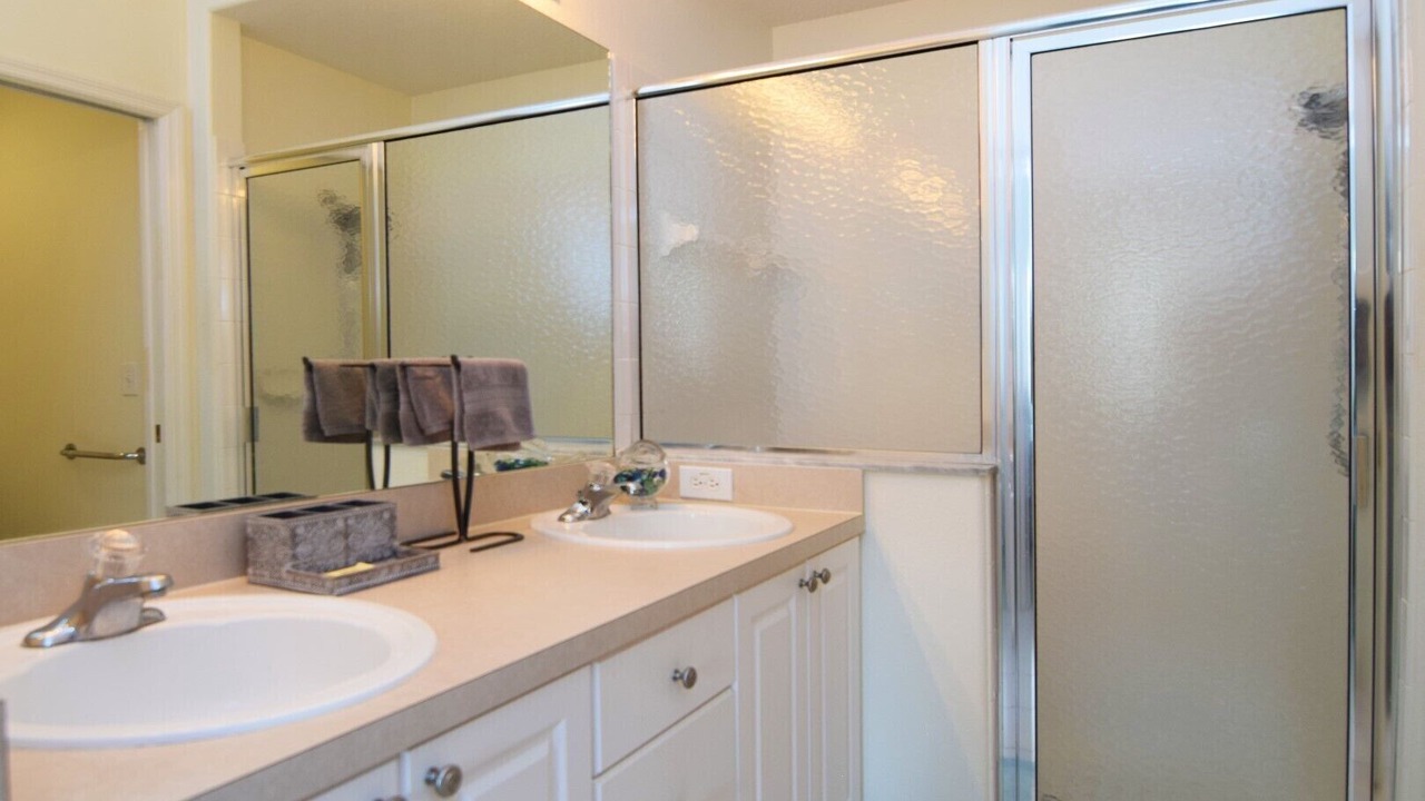 Photo of Bathroom in Tuscan Hills