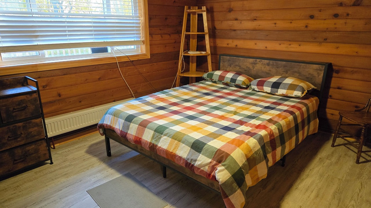 Photo of Bedroom in Adolphustown