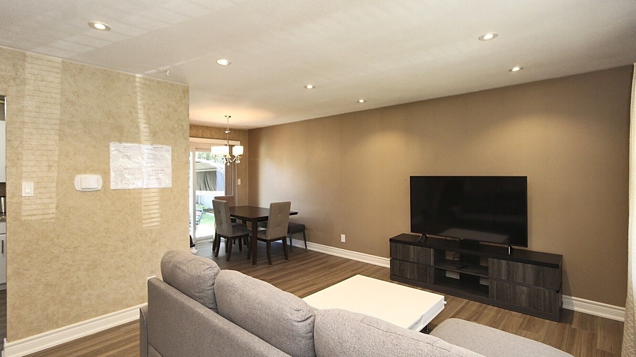 Photo of Livingroom in Orillia