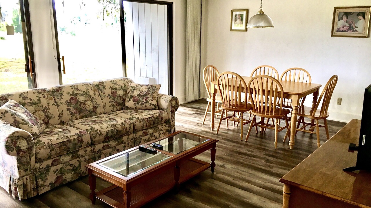 Photo of Livingroom in Haines City