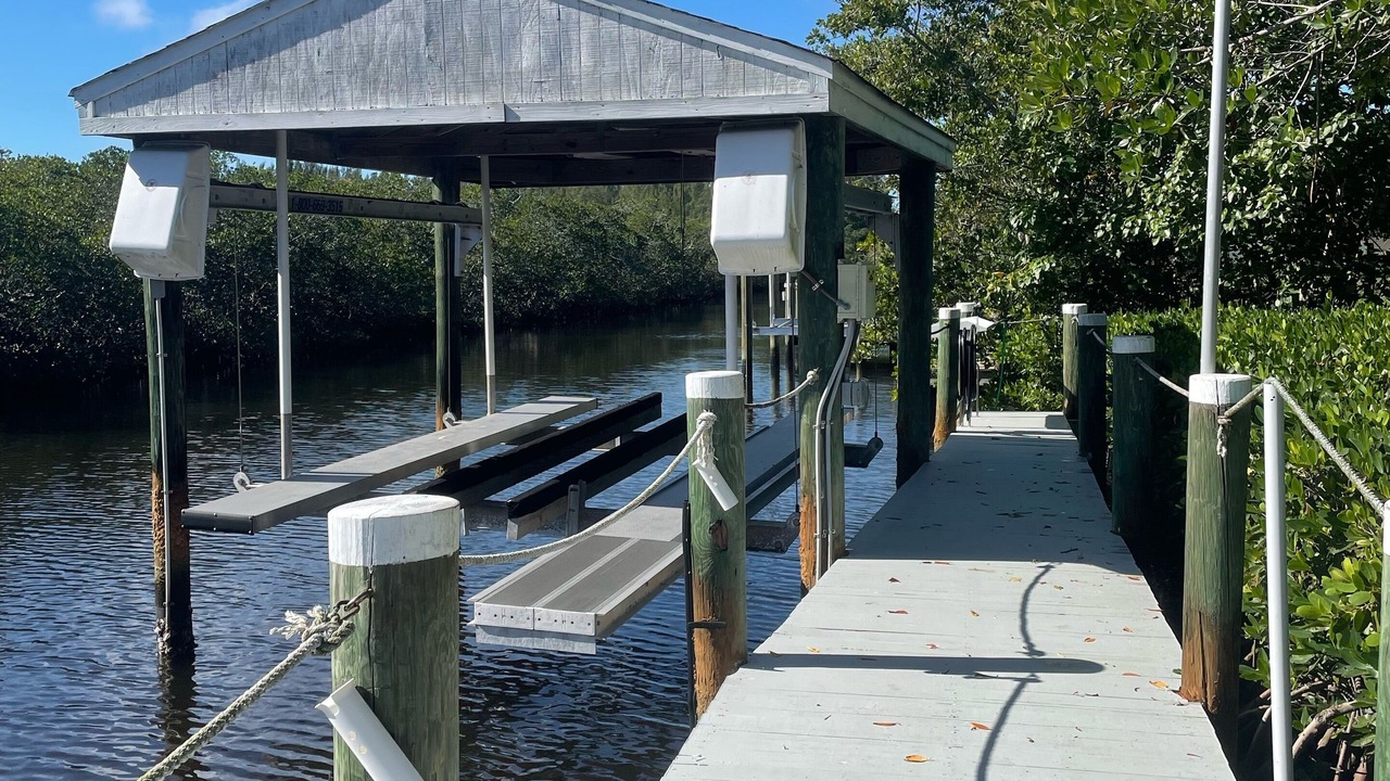 Photo of Outdoor in Pine Island Center