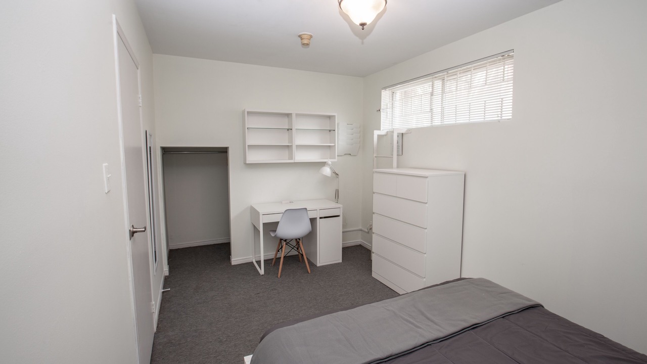 Photo of Bedroom in Cabbagetown South