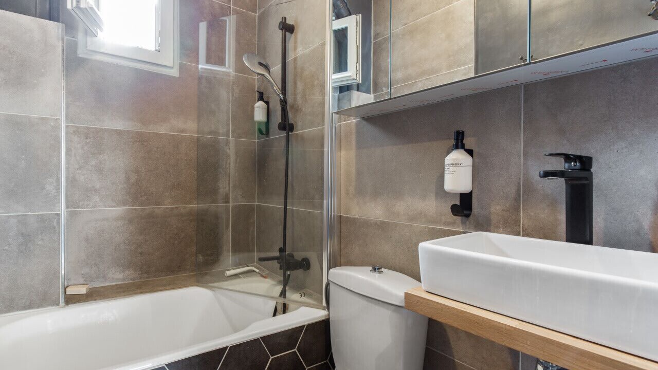Photo of Bathroom in Saint-Mande