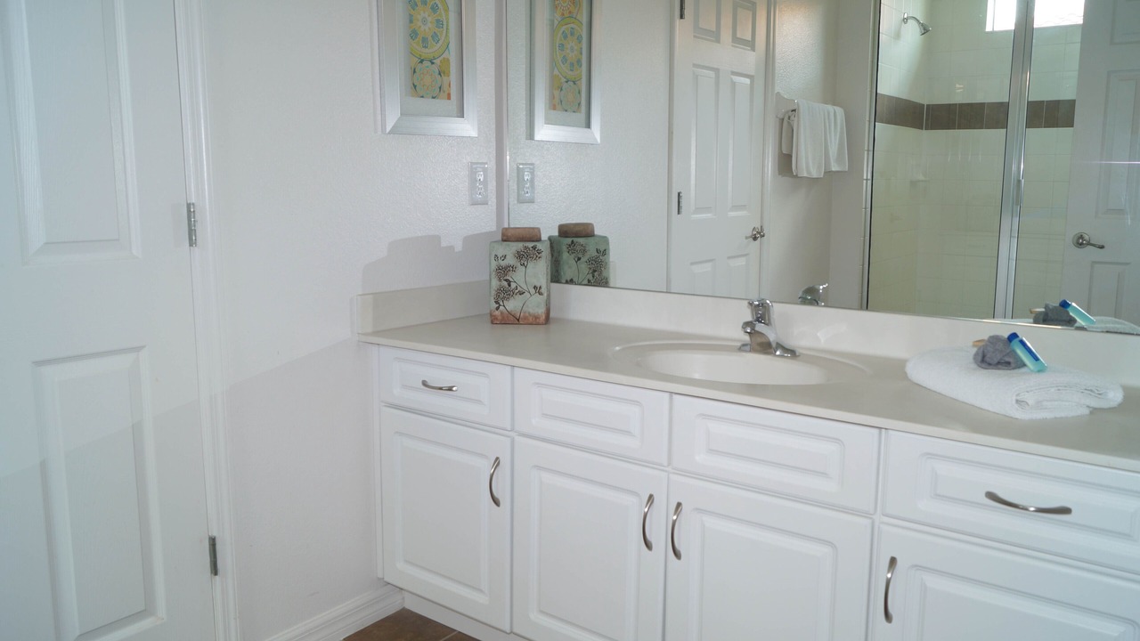 Photo of Bathroom in Davenport