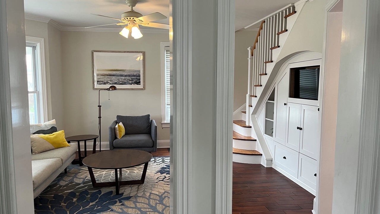Photo of Livingroom in Bradley Beach