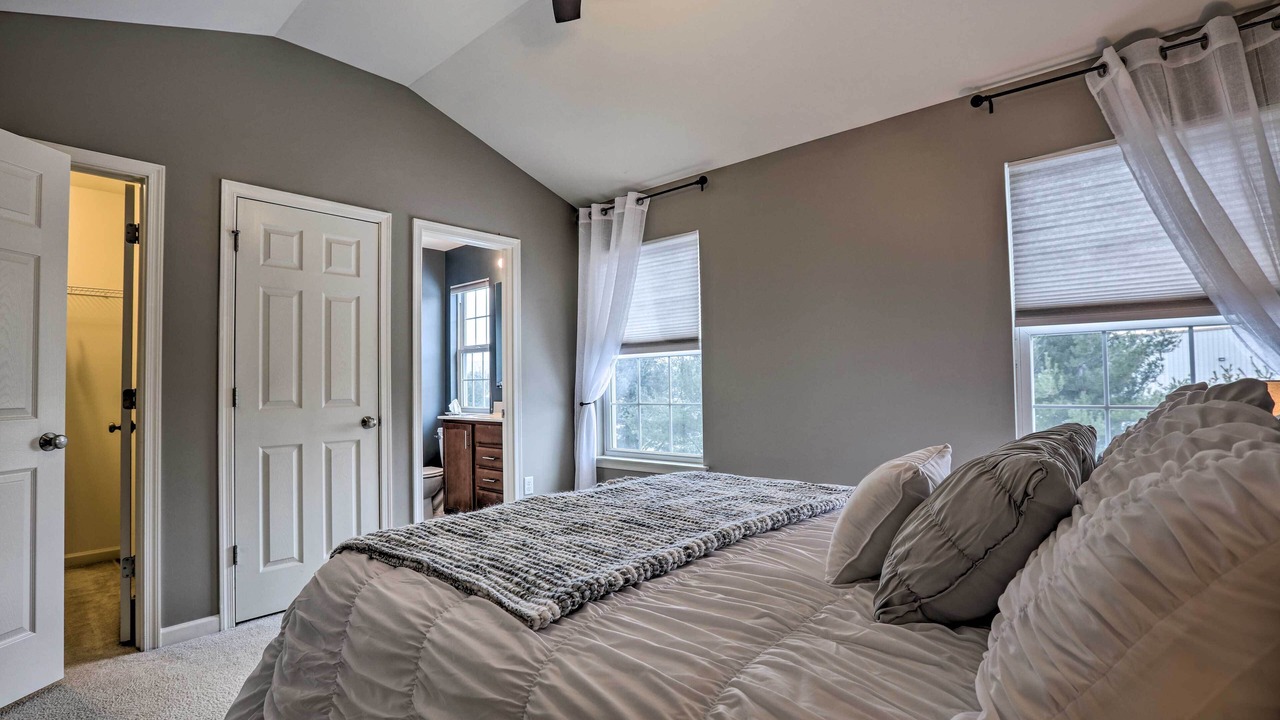 Photo of Bedroom in Bellefonte
