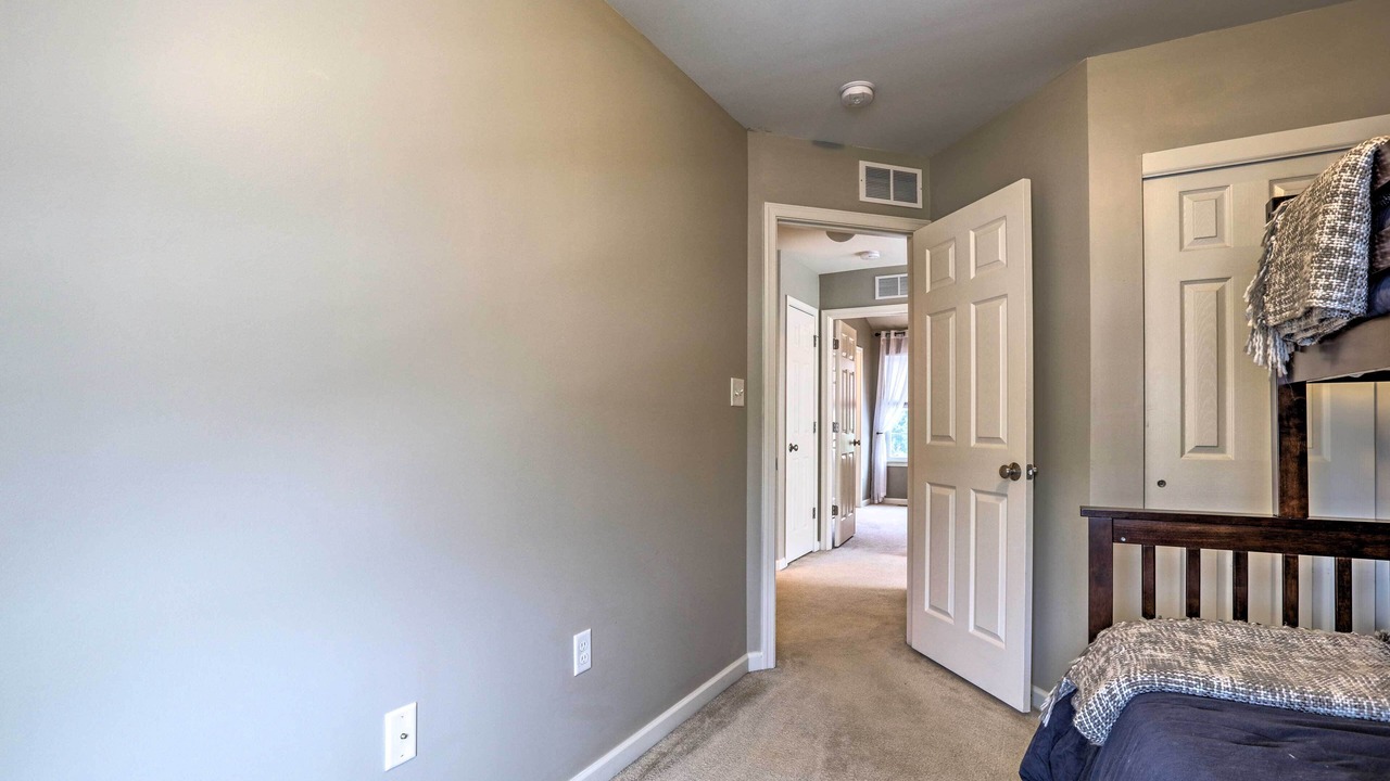 Photo of Bedroom in Bellefonte
