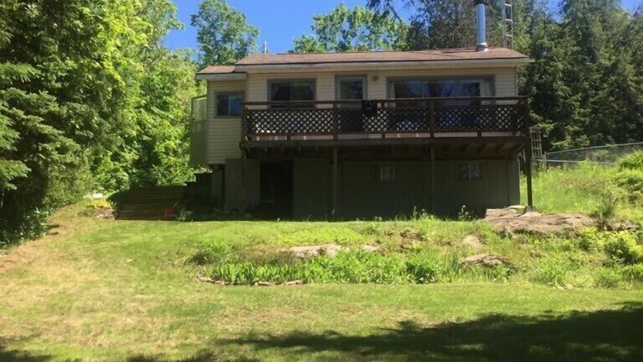 Photo of Outdoor in McKellar
