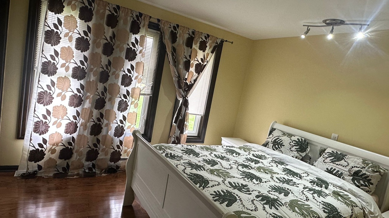 Photo of Bedroom in Erin