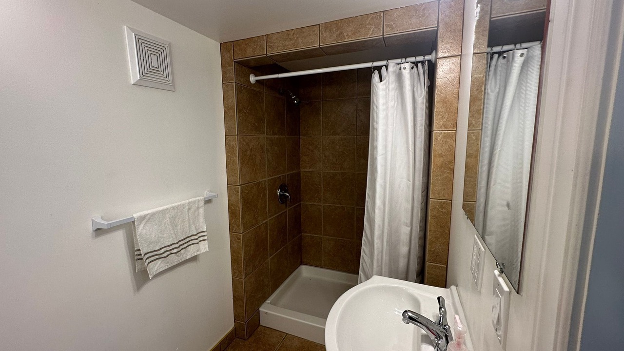 Photo of Bathroom in Erin