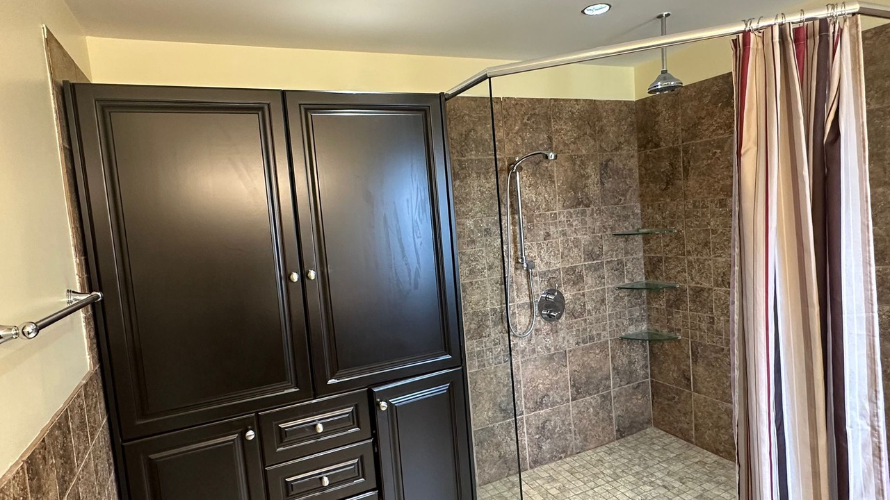 Photo of Bathroom in Erin