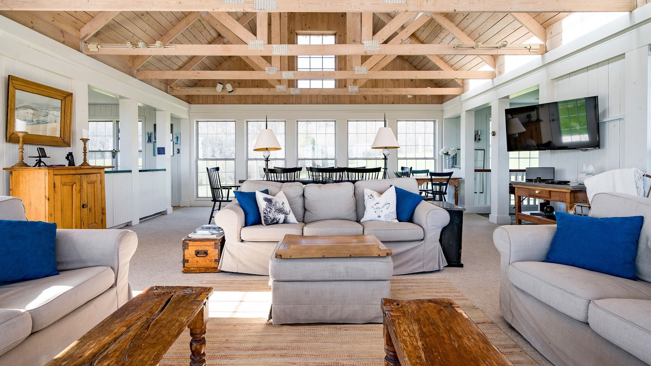 Photo of Livingroom in Clearview