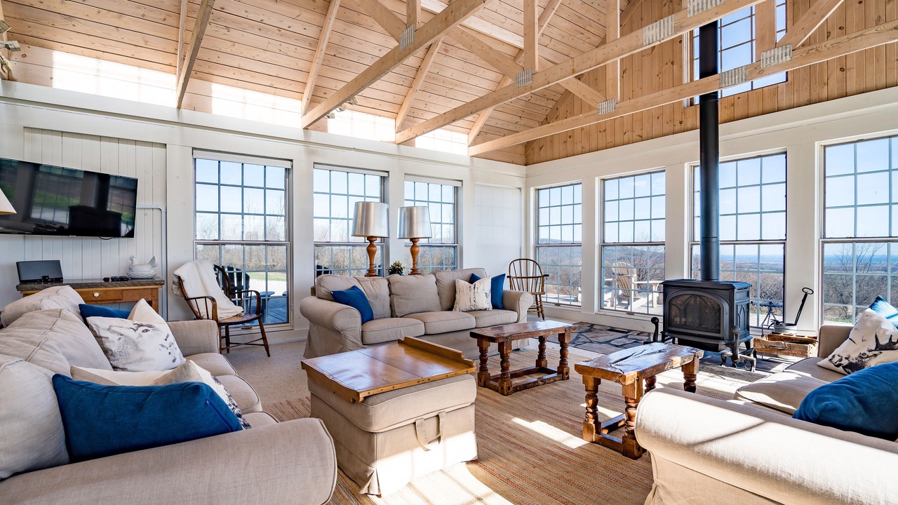 Photo of Livingroom in Clearview