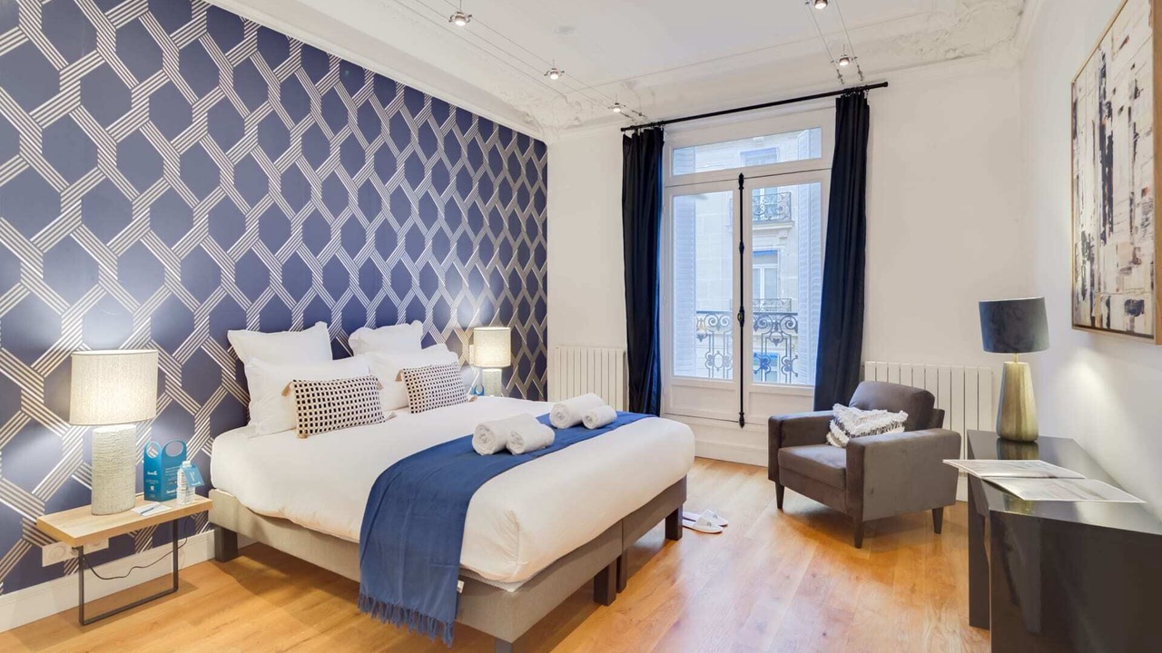 Photo of Bedroom in Champs-Elysees