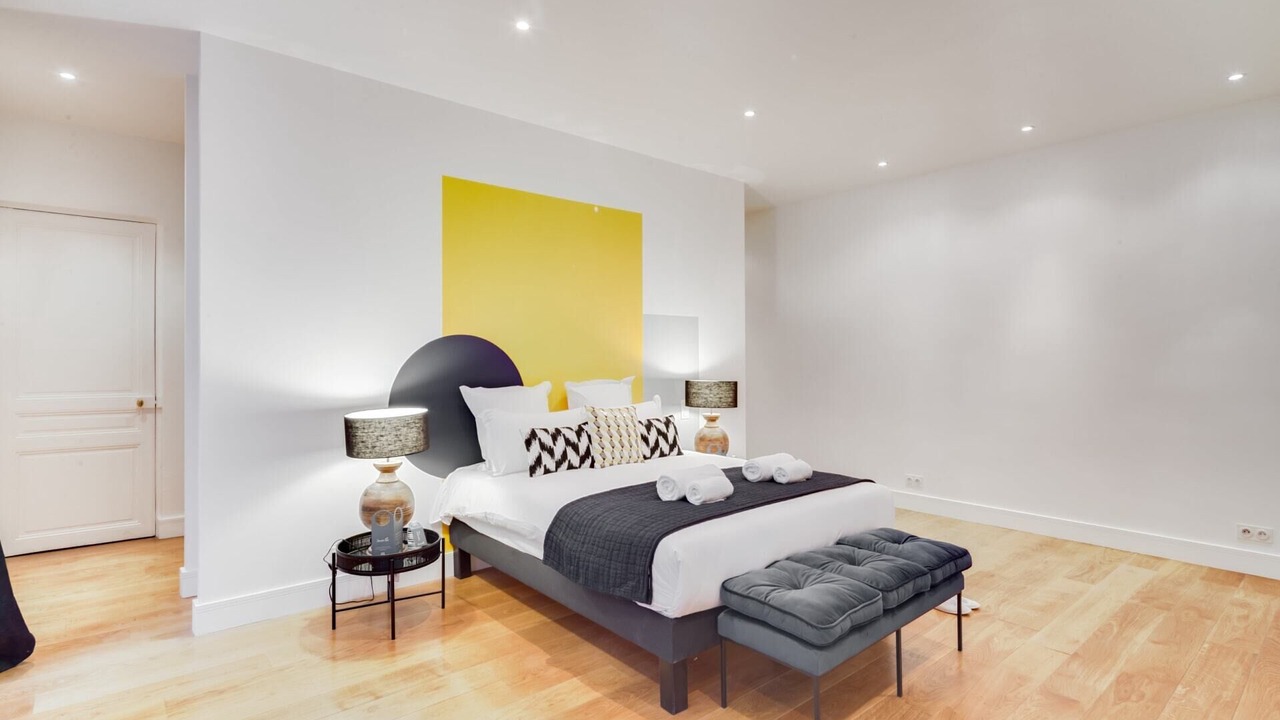 Photo of Bedroom in Champs-Elysees