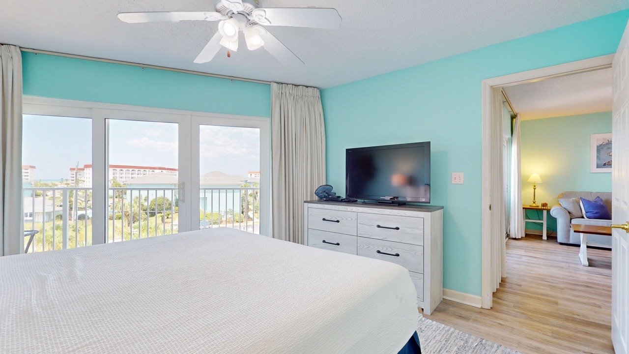 Photo of Bedroom in Fort Walton Beach